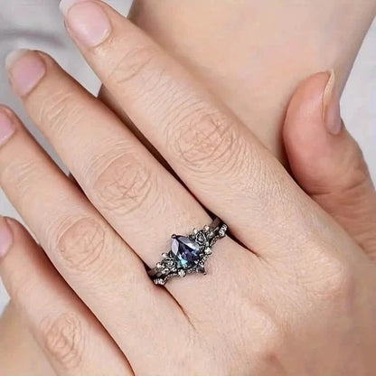 2-Piece Set: Gothic Black & Golden Engagement Ring Set with Pear-Shaped Cubic Zirconia