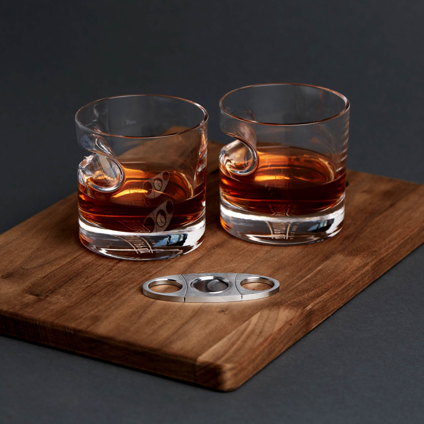 3-Piece Set: Cigar-Holding Whiskey Glasses with Cigar Cutter
