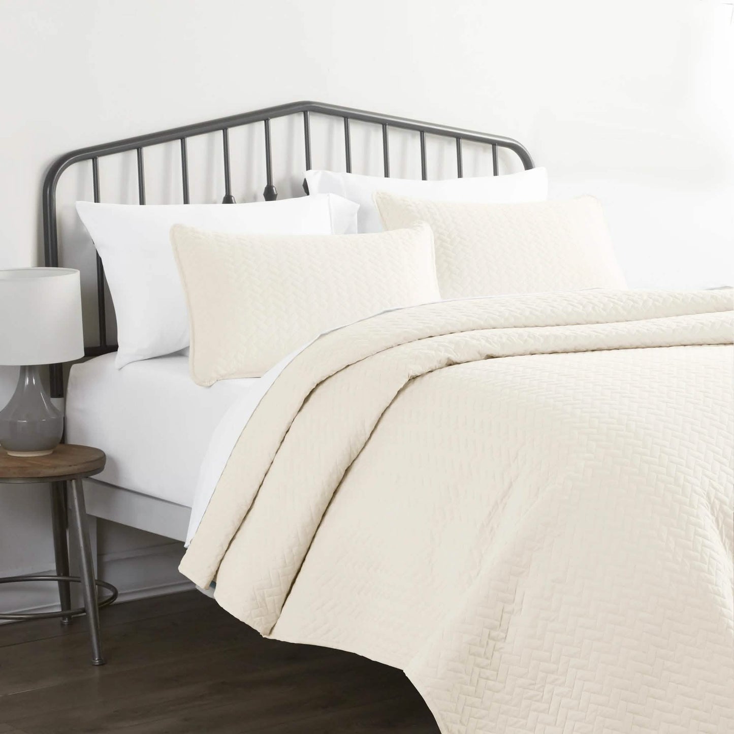 3-Piece Set: Herring Quilted Coverlet