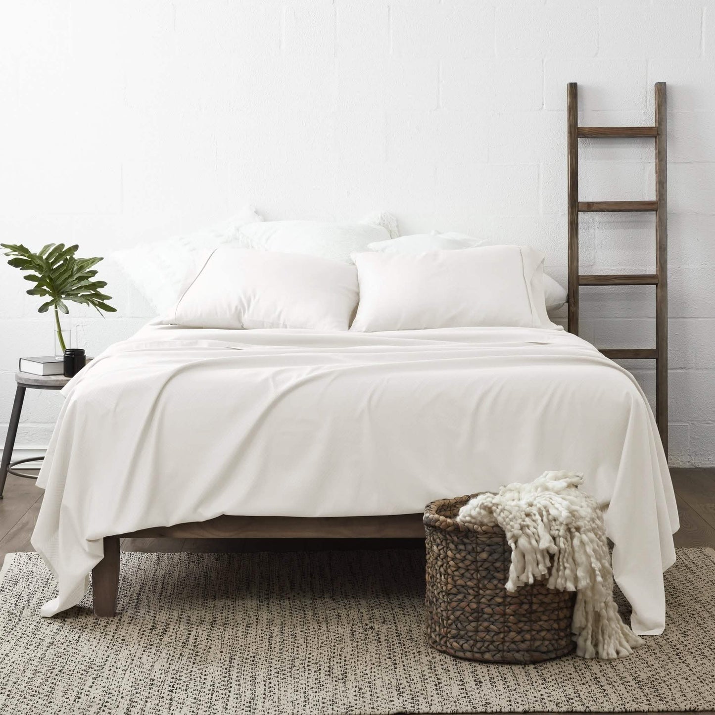4-Piece: Chevron Embossed Sheet Set