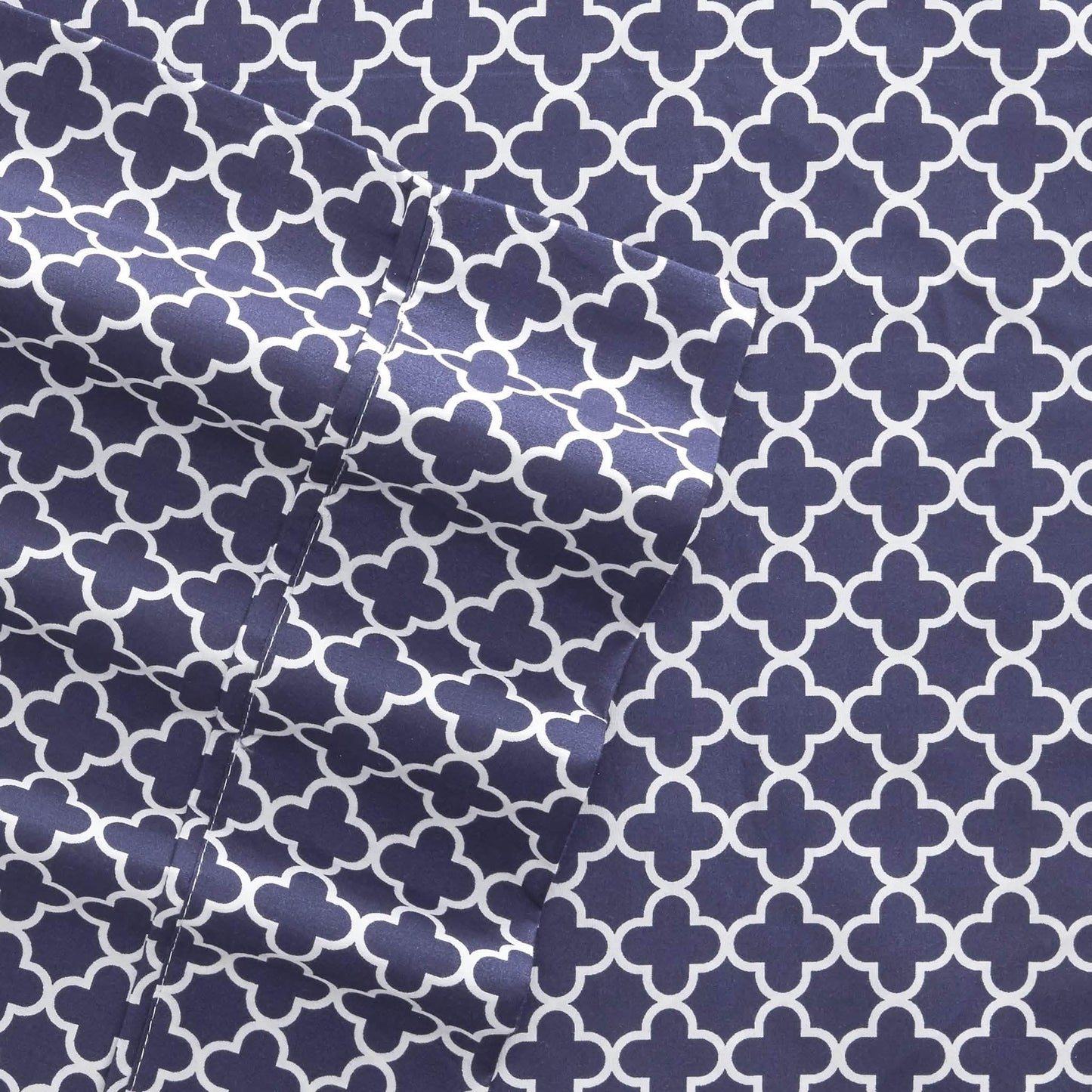 4-Piece: Quatrefoil Patterned Sheet Set