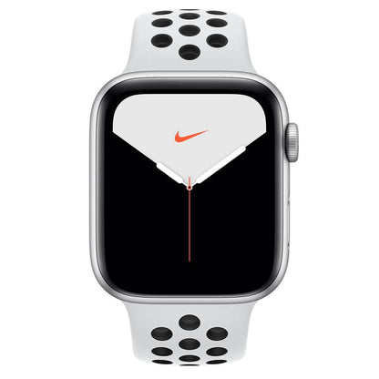 Apple Watch Nike Series 5 (GPS) 44mm Silver Aluminum Case with Pure Platinum/Black Nike Sport Band