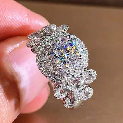 Elegant Promise Ring Trendy Halo Design Silver Plated Paved Shining Rhinestone Engagement/ Wedding Ring
