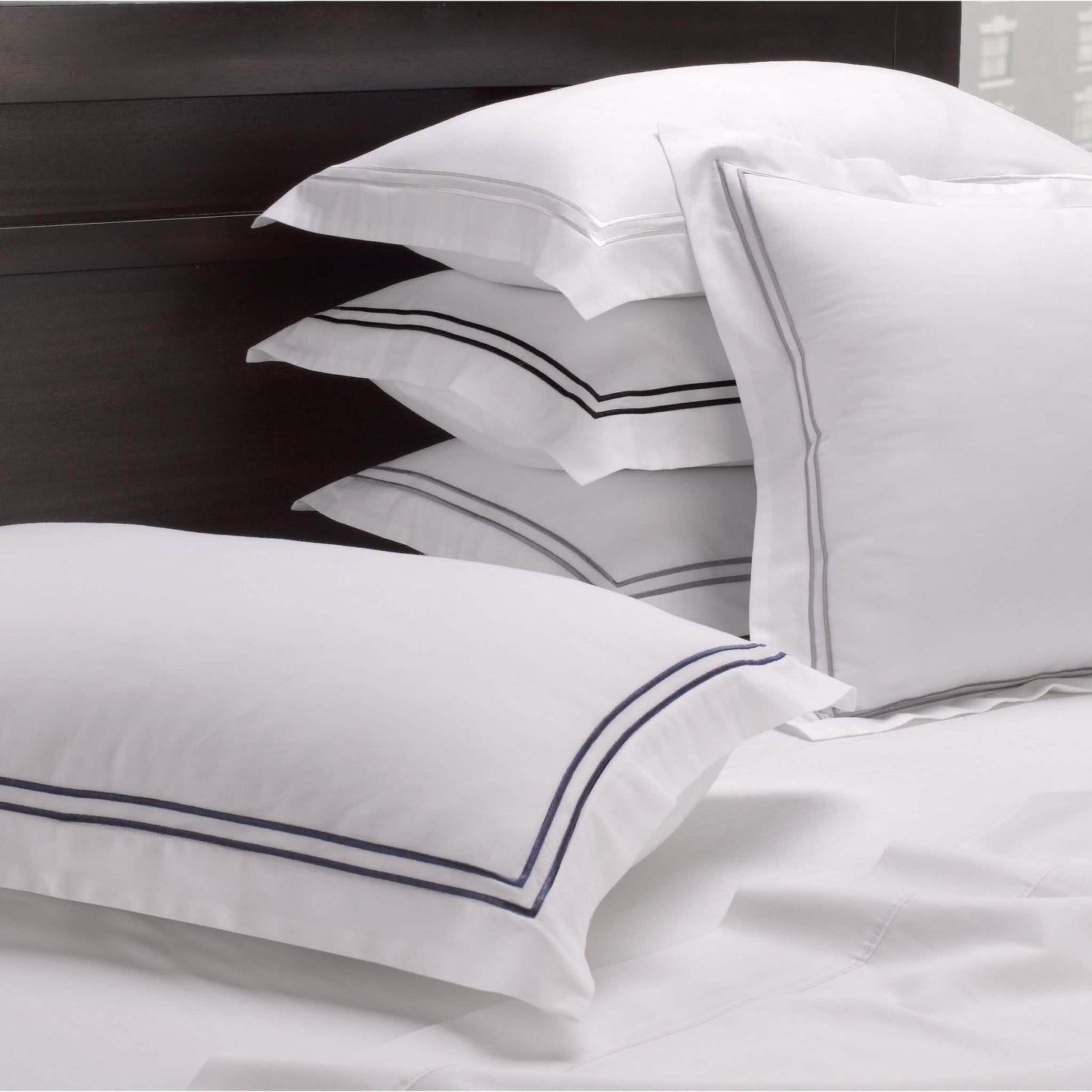 Exquisite Hotel Satin Stitched 100% Cotton Percale Duvet Set